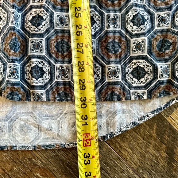 Vtg guess funky lightweight cord button down large - Picture 11 of 13